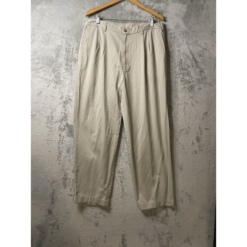 Haggar Men's 36X30‎ Khaki Flat Front Pants Classic Fit